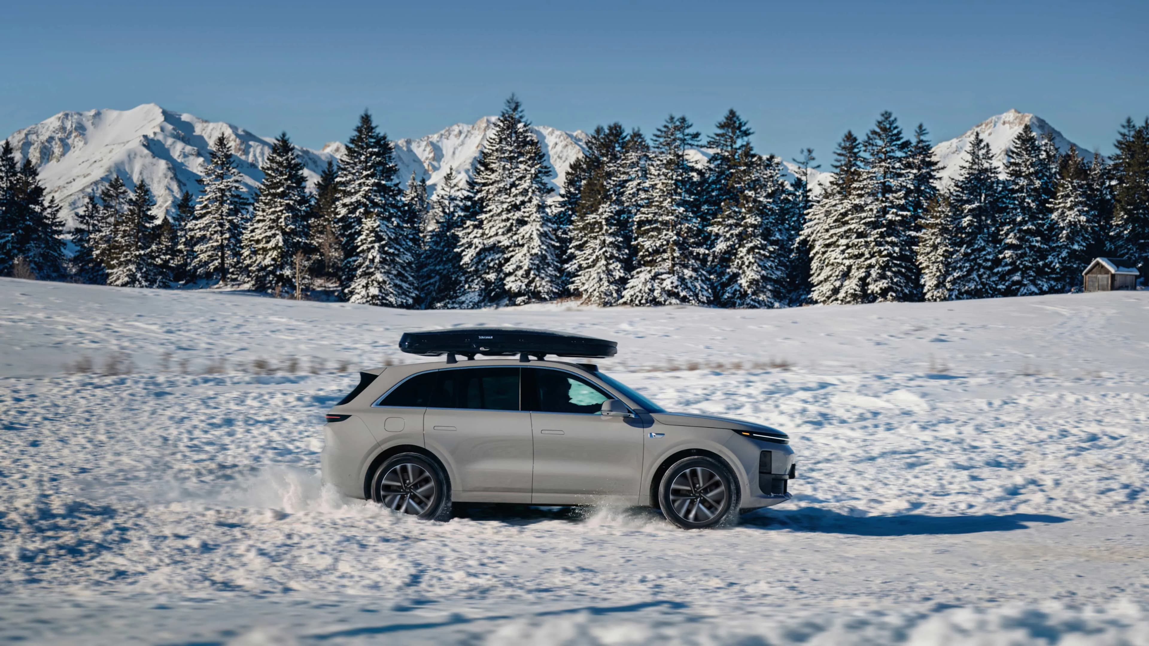 Li Auto L6 - Boční profil